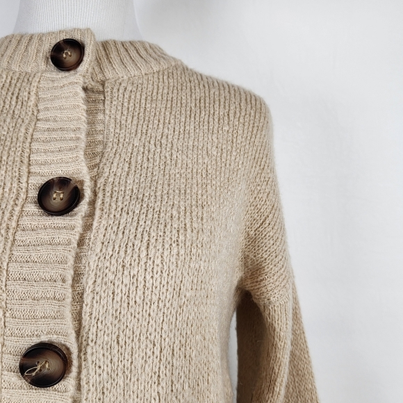 New Nasty Gal Knit Crop Top Cardigan Button Up Tan Festive Holiday Sweater Small - Picture 6 of 16